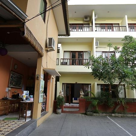 Hotel Reddoorz @ Pantai Cemara Sanur Exterior foto