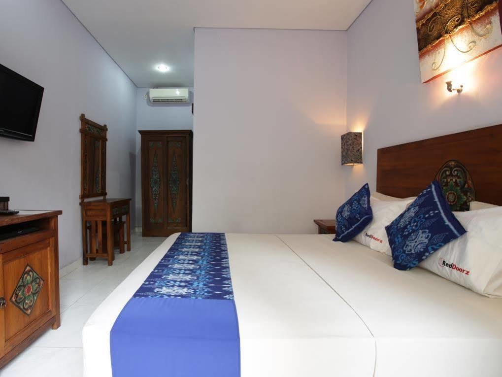 Hotel Reddoorz @ Pantai Cemara Sanur Exterior foto